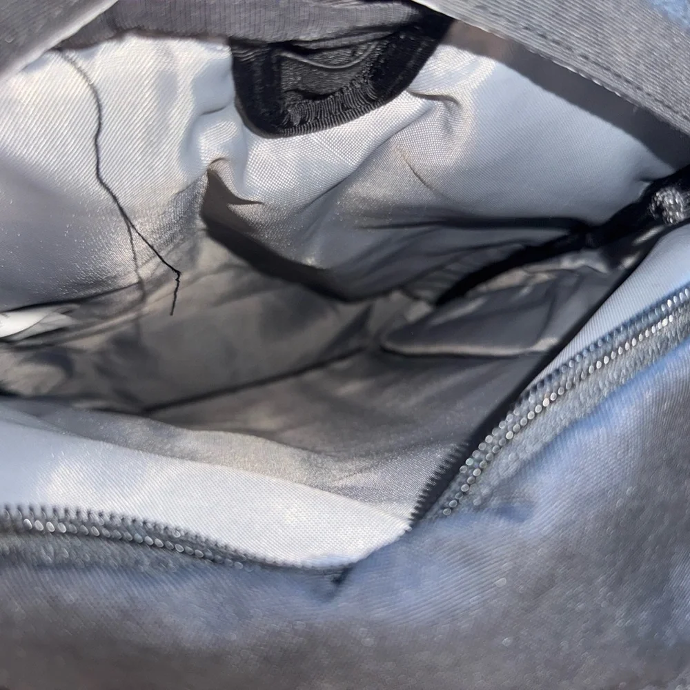 Black & Grey Patagonia Chacabuco 32L Unisex Large Backpack - Picture 4 of 8